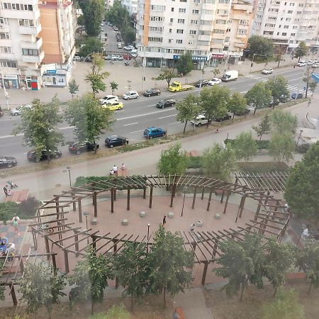 Bya Apartment Яш Екстериор снимка